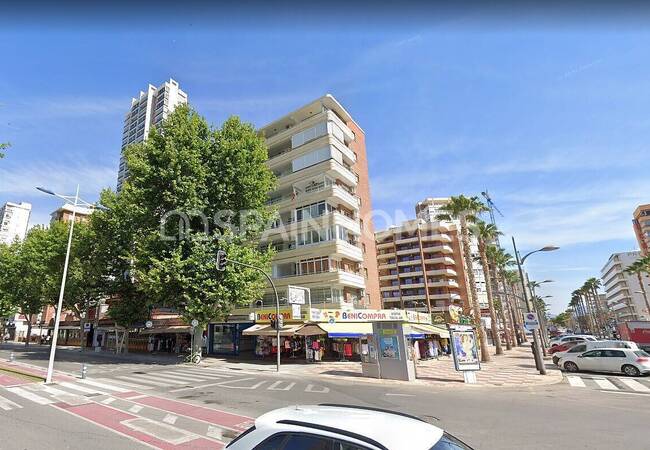 Alicante Benidorm'da Olanaklara Yakın Deniz Kenarı Şık Daire 4