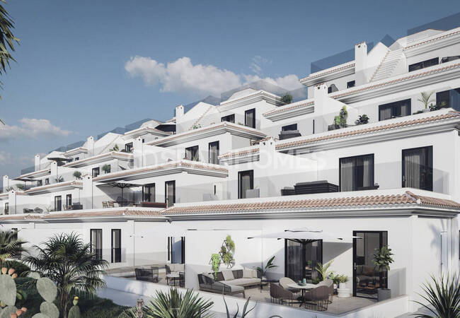 Townhouses with Private Garage and Storage Room in Alicante