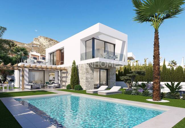 Sea View Villas with Pool and Terraces in Finestrat Alicante