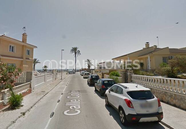 La Zenia'da Sahile Birkaç Metre Uzaklıkta Lüks Müstakil Villa 5