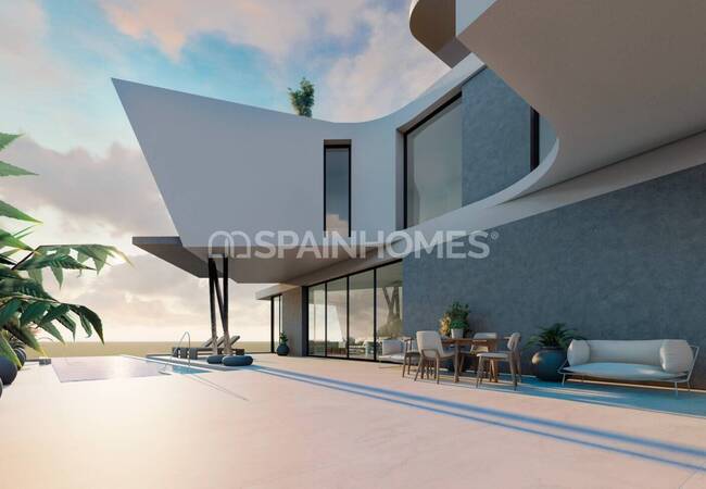 Orihuela Cabo Roig’de Sahile Yakın Lüks Villa 4