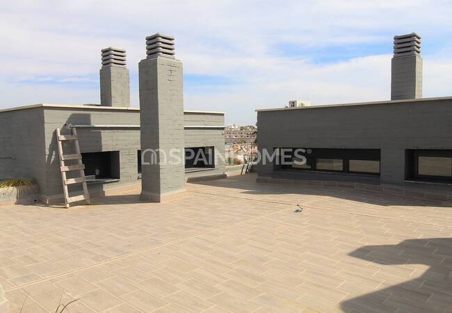 Detached House with Private Pool in Villamartin Costa Blanca 10