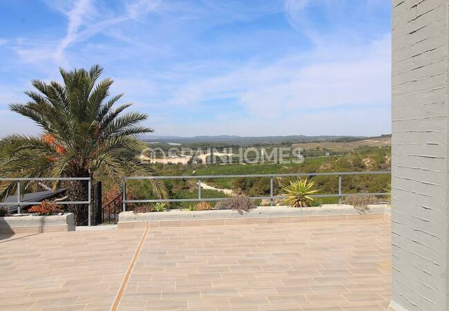 Detached House with Private Pool in Villamartin Costa Blanca 11