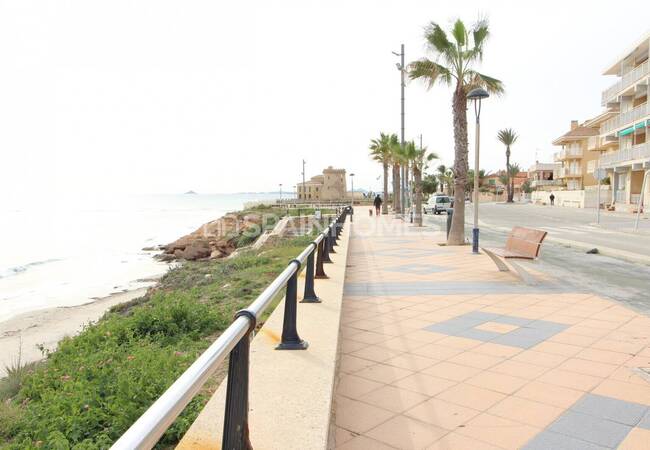 Modern Apartment Meters From Beach in Torre De La Horadada 15