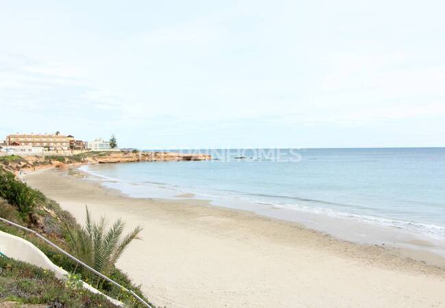 Modern Apartment Meters From Beach in Torre De La Horadada 13
