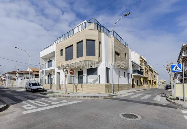 Modern Apartment Meters From Beach in Torre De La Horadada 2