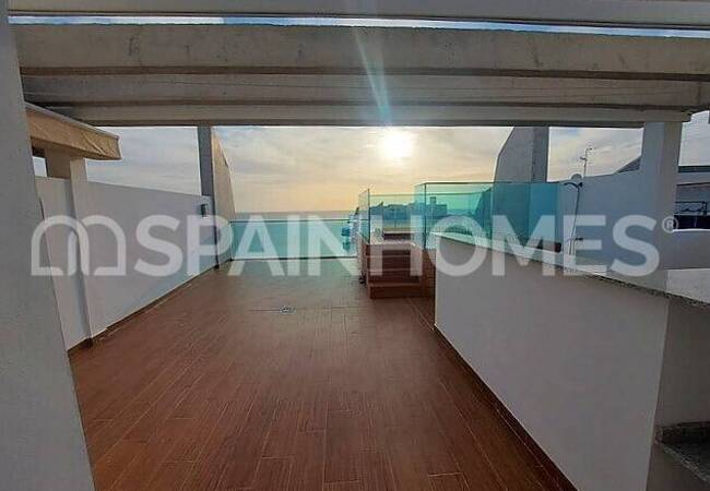 Luxury Penthouse with Sea Views in Punta Prima Costa Blanca 12