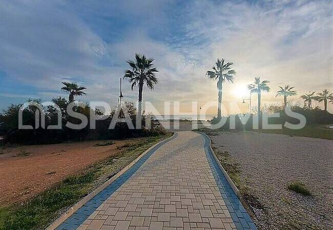 Luxury Penthouse with Sea Views in Punta Prima Costa Blanca 15