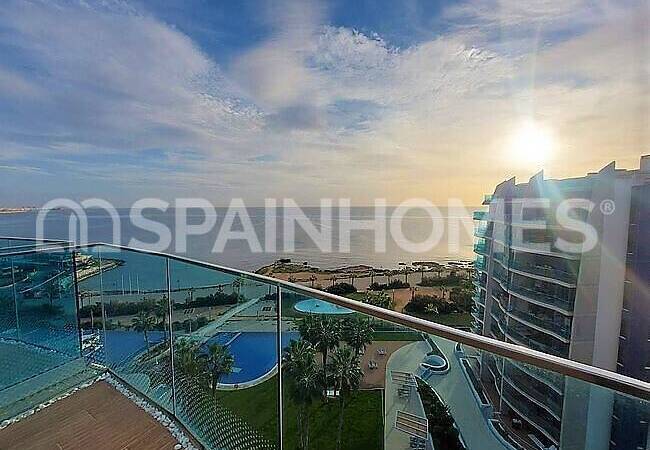 Luxury Penthouse with Sea Views in Punta Prima Costa Blanca 6