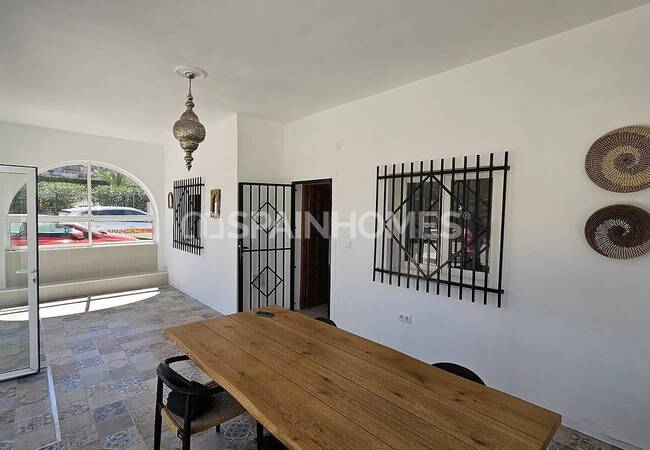 Well-located Country House with Private Pool in Alicante 13
