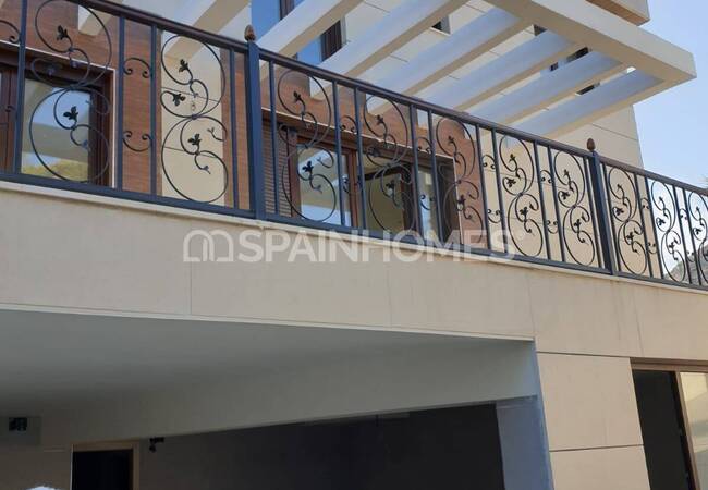 Finestrat Alicante’de Deniz Manzaralı Lüks Villalar 12