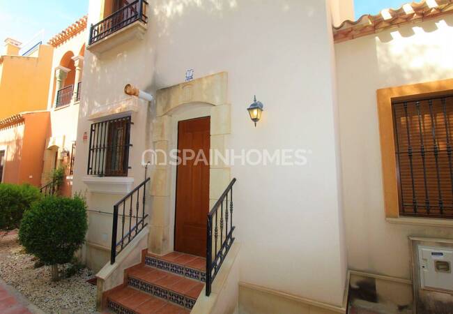 Orihuela Las Ramblas’ta Golf Sahasına Bitişik Eşyalı Villa 2