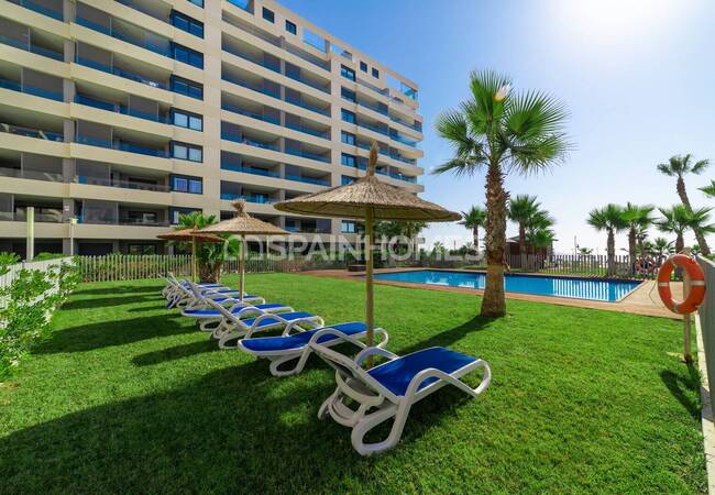 Contemporary Flats with Sea Views in Punta Prima 9