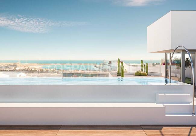 Alicante'de Çatı Havuzlu Lüks Site İçinde Sıfır Daireler 3