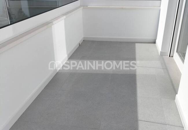 Alicante Villamartin’de Avantajlı Konumda Havuzlu Şık Evler 9