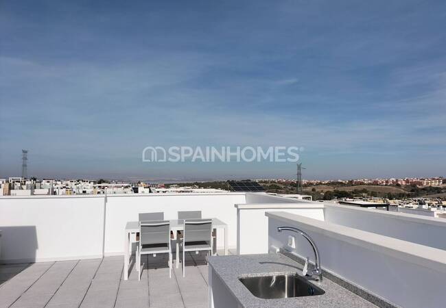 Alicante Villamartin’de Avantajlı Konumda Havuzlu Şık Evler 12