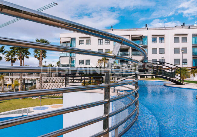 3-bedroom Penthouses Close to Beach in Alicante Santa Pola 8