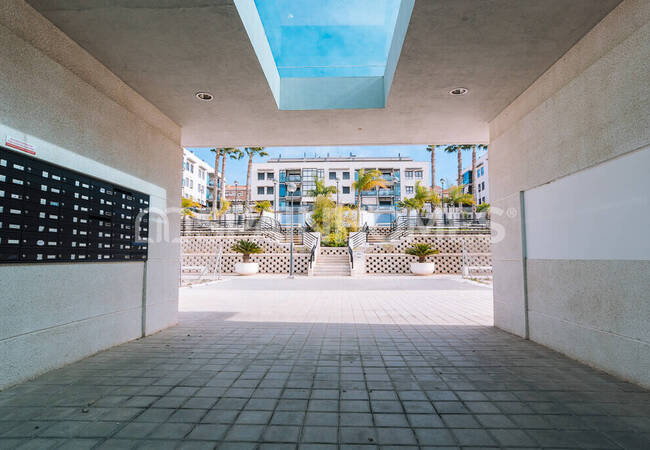3-bedroom Penthouses Close to Beach in Alicante Santa Pola 3