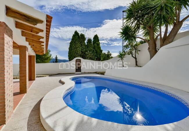Villa with Swimming Pool in Alfaz Del Pi Alicante 6