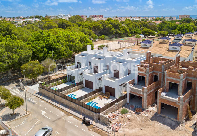 Vrijstaande Villa's Dichtbij Het Strand In Mil Palmeras 15