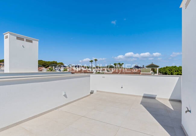 Vrijstaande Villa's Dichtbij Het Strand In Mil Palmeras 5