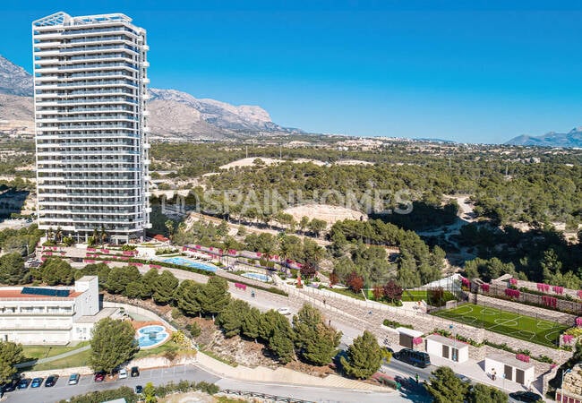 Benidorm'da Sahile Yakın Konumda Lüks Site İçinde Daireler 4