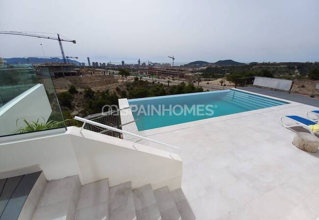 Alicante Finestrat’ta Plaja ve Şehir Merkezine Yakın Villa 2