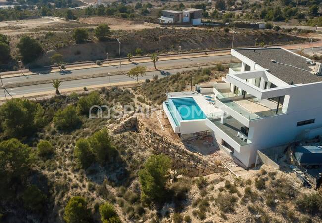 Alicante Finestrat’ta Plaja ve Şehir Merkezine Yakın Villa 3