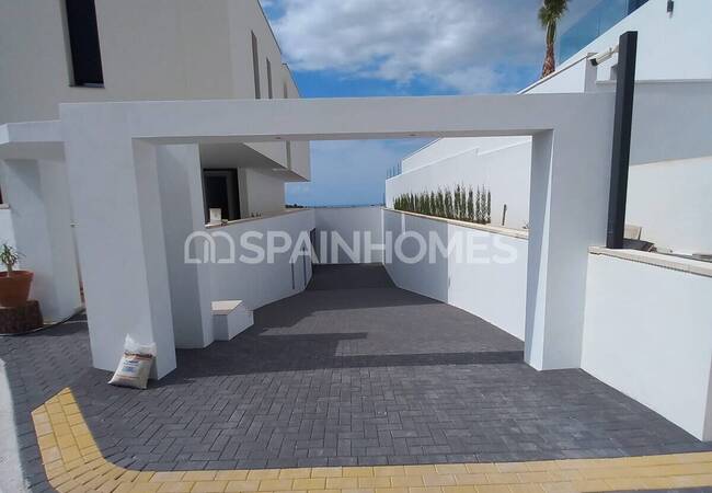 Alicante Finestrat’ta Plaja ve Şehir Merkezine Yakın Villa 5