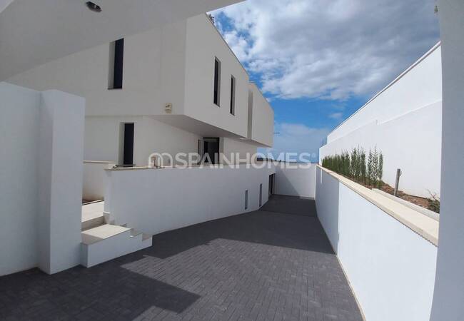 Alicante Finestrat’ta Plaja ve Şehir Merkezine Yakın Villa 7