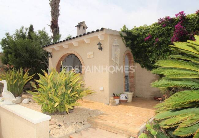 Key-ready Detached Villa with a Private Pool in Orihuela Spain 3