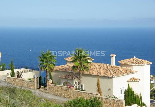 Neo Classic Villa with Sea View in Benitachell Alicante 4