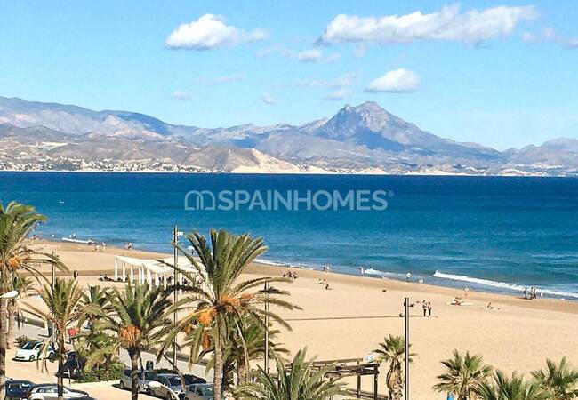 Sea View Apartment with 3 Bedrooms in San Juan Alicante 1