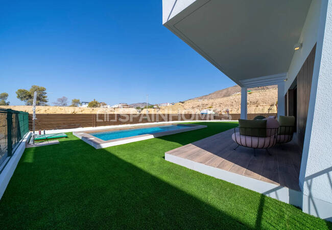 Finestrat'ta Şehre Yakın Özel Havuzlu Villalar 4