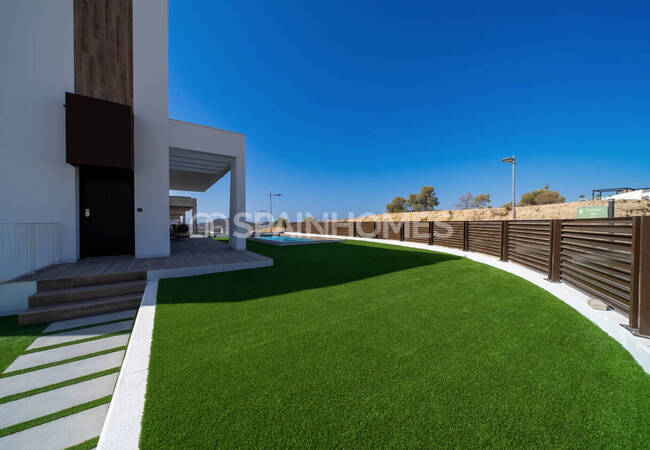 Finestrat'ta Şehre Yakın Özel Havuzlu Villalar 11