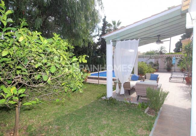 Mediterranean Style Villa 250m From the Beach in La Zenia 15