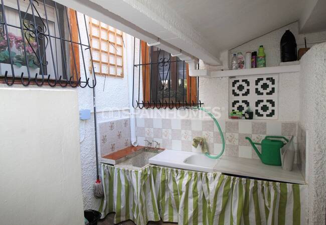 Mediterranean Style Villa 250m From the Beach in La Zenia 22