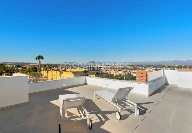 Elegant Detached Villas with Pools in Rojales Alicante 16