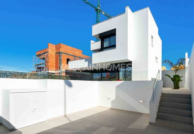 Elegant Detached Villas with Pools in Rojales Alicante 18