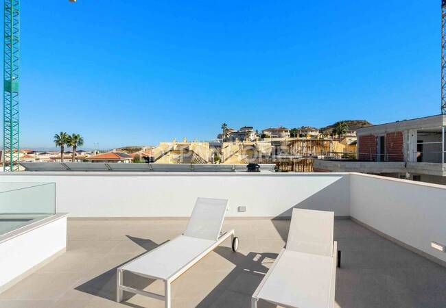Elegant Detached Villas with Pools in Rojales Alicante 14