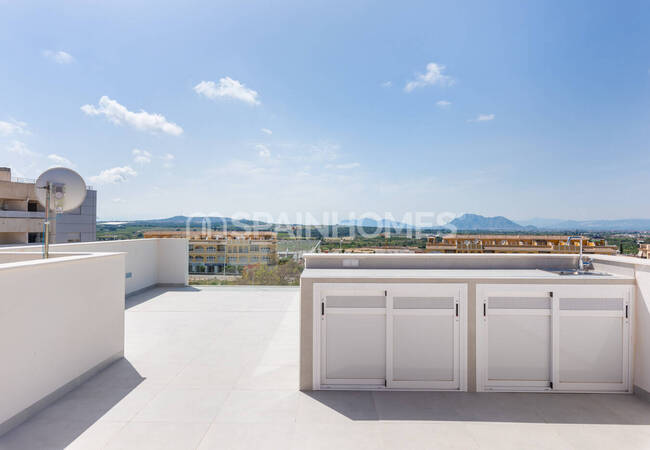 Benijofar'da Özel Havuzlu ve Otoparklı Şık Villalar 10