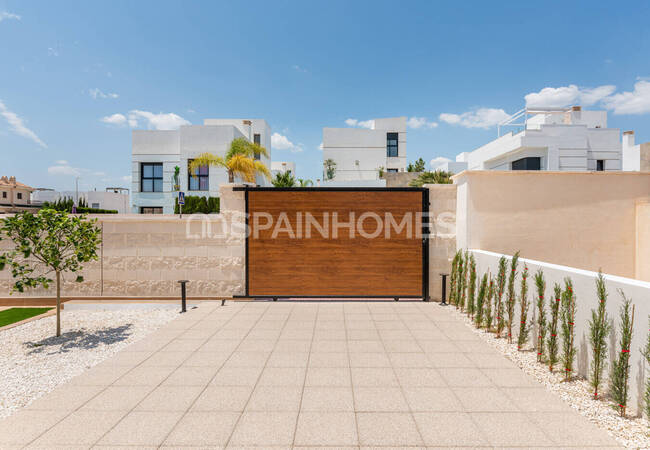 Ciudad Quesada İspanya'da Havuzlu Lüks Müstakil Villa 8