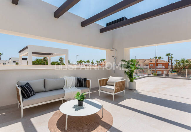 Ciudad Quesada İspanya'da Havuzlu Lüks Müstakil Villa 10