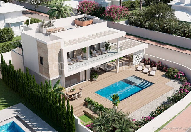 Luxury Villas with Private Swimming Pools in Ciudad Quesada 3