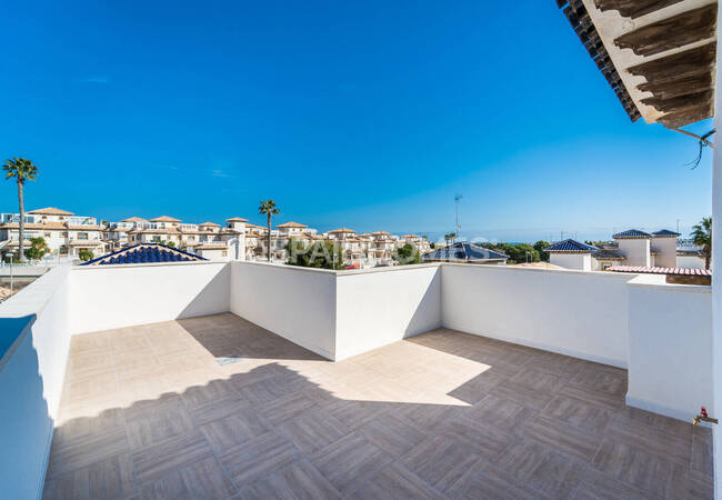 Recently Renovated Luxurious Villa in La Zenia Costa Blanca 12