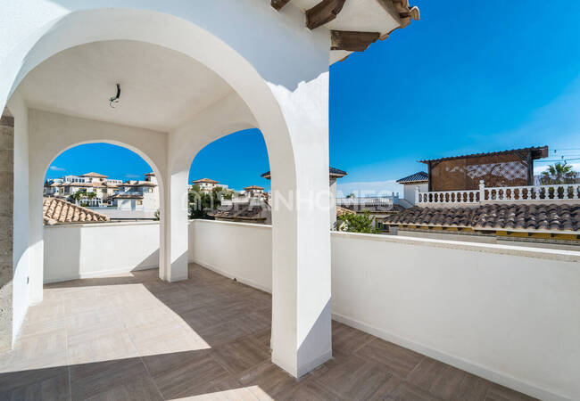 Recently Renovated Luxurious Villa in La Zenia Costa Blanca 11