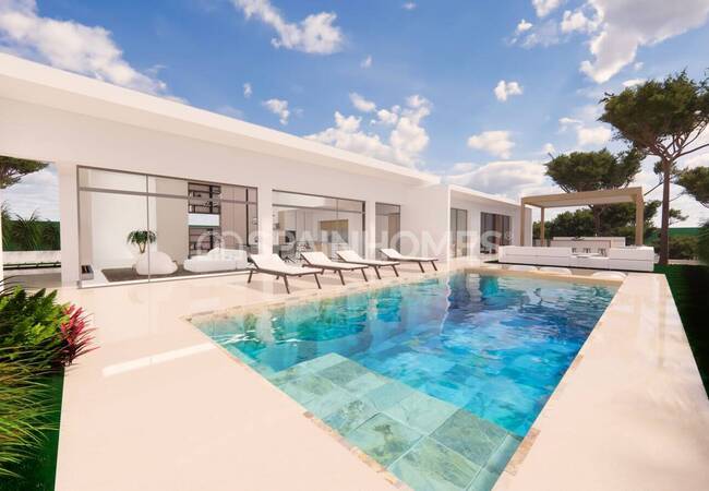Spacious Detached Houses with Pool in Pinar De Campoverde