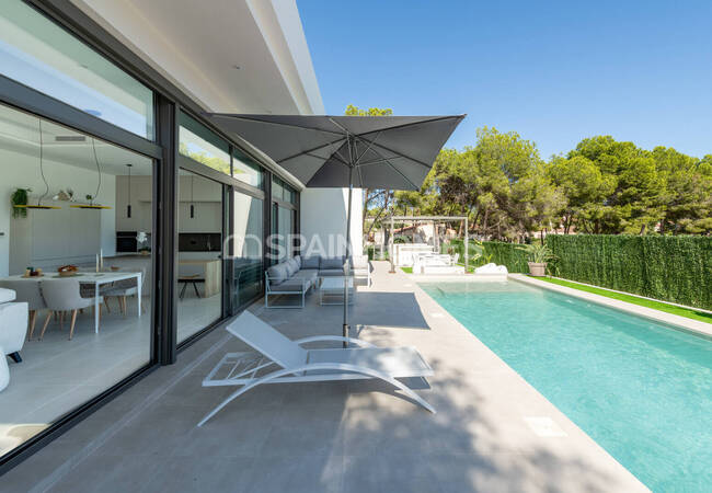 Rymliga Fristående Hus Med Pool I Pinar De Campoverde 2