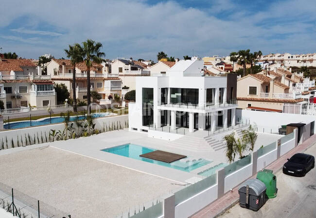 Luxueuse Maison En Bord De Mer À Torrevieja Costa Blanca 6