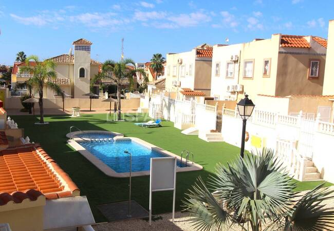 Villa Élégante Proche Des Commodités À La Zenia Alicante 6